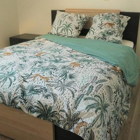 Appartement Cosy Proche Disney Vaires-sur-Marne Luaran gambar